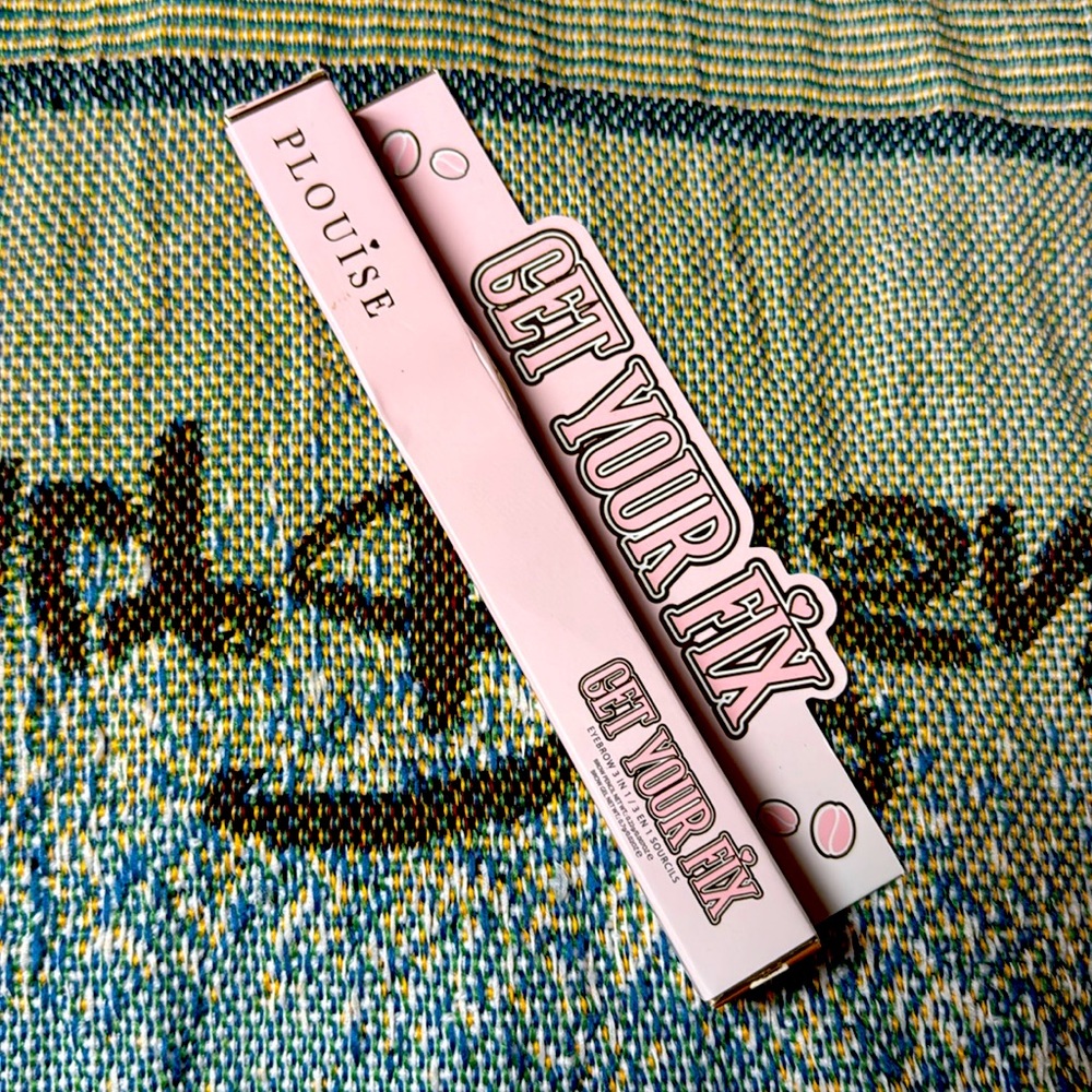 Plouise get your fixed eyebrow three and one in color blonde blend